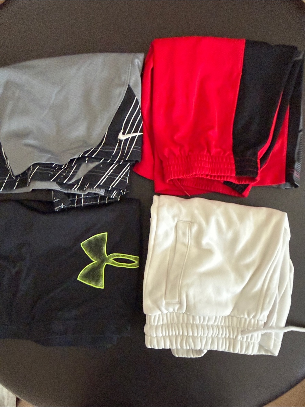 Lot of 4 tween or teen shorts various sizes
